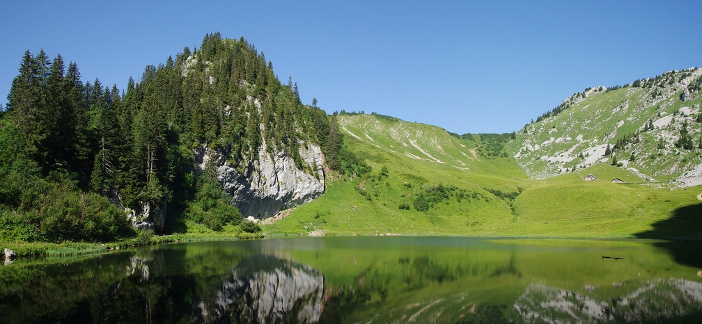 Lac et Pointe d_Arvouin (pano)