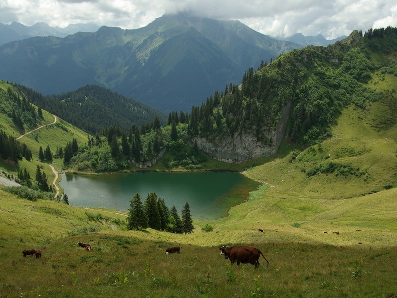 Lac et Pointe d'Arvouin