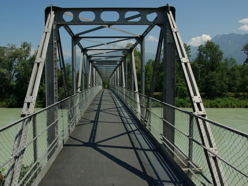 Passerelle des Grangettes enjambant le Rhône
Noville - canton de Vaud (SUISSE) Grangettes_05.jpg